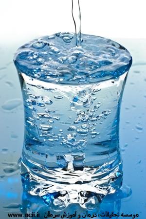 با نوشیدن آب می‌توان لاغرتر ماند